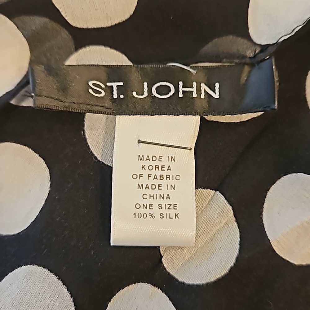 💕ST. JOHN💕 100% Silk Scarf ~ Black & White Polka Dot Print - Picture 6 of 7